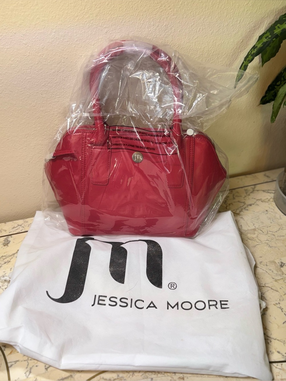 Jessica Moore Red Leather Tote Bag- crossbody - Picture 6 of 10